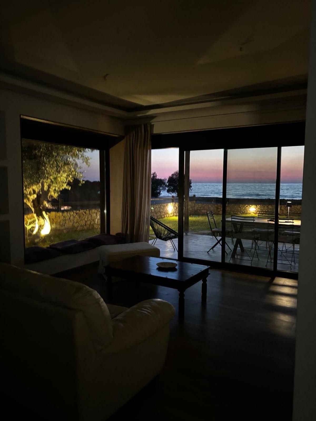 Olivomare Villa Kyparissia Eksteriør billede